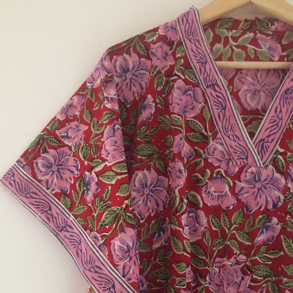 NWOT Red Floral Cotton Caftan (Free Size) - Picture 2 of 5